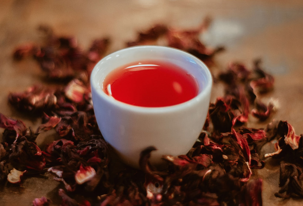 Ultimate Hot Tea Bundle (Tea, Sweets, Scoop, Tin, and Tea Maker)