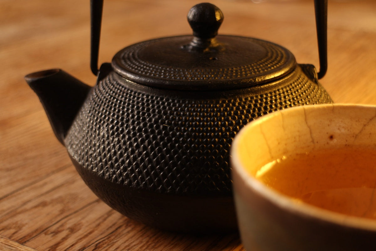 What Is Black Tea Good For? Heart Health, Digestion, and 5 Other Benef